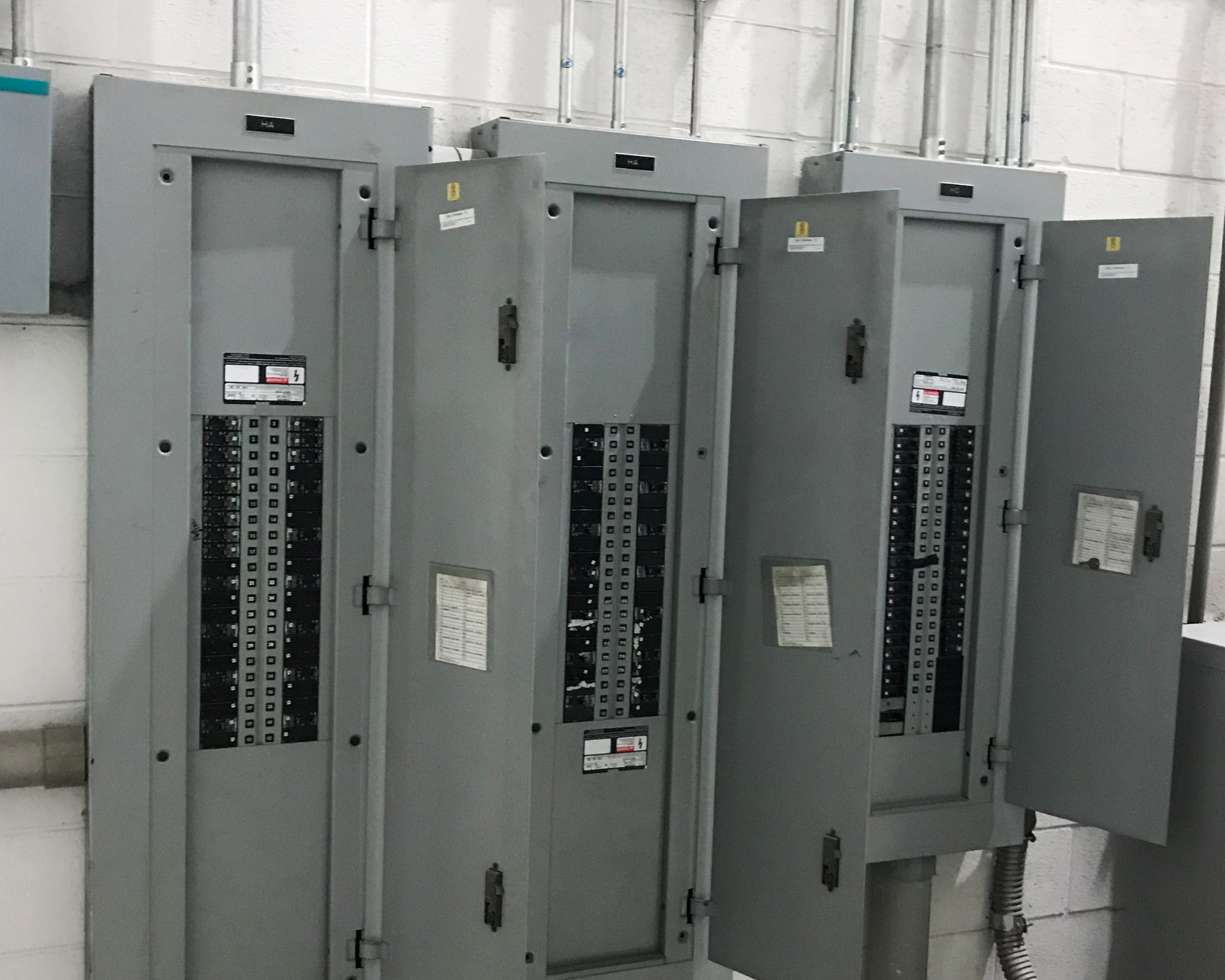 Understanding Commercial Circuit Breakers: Essential Guide for Businesses